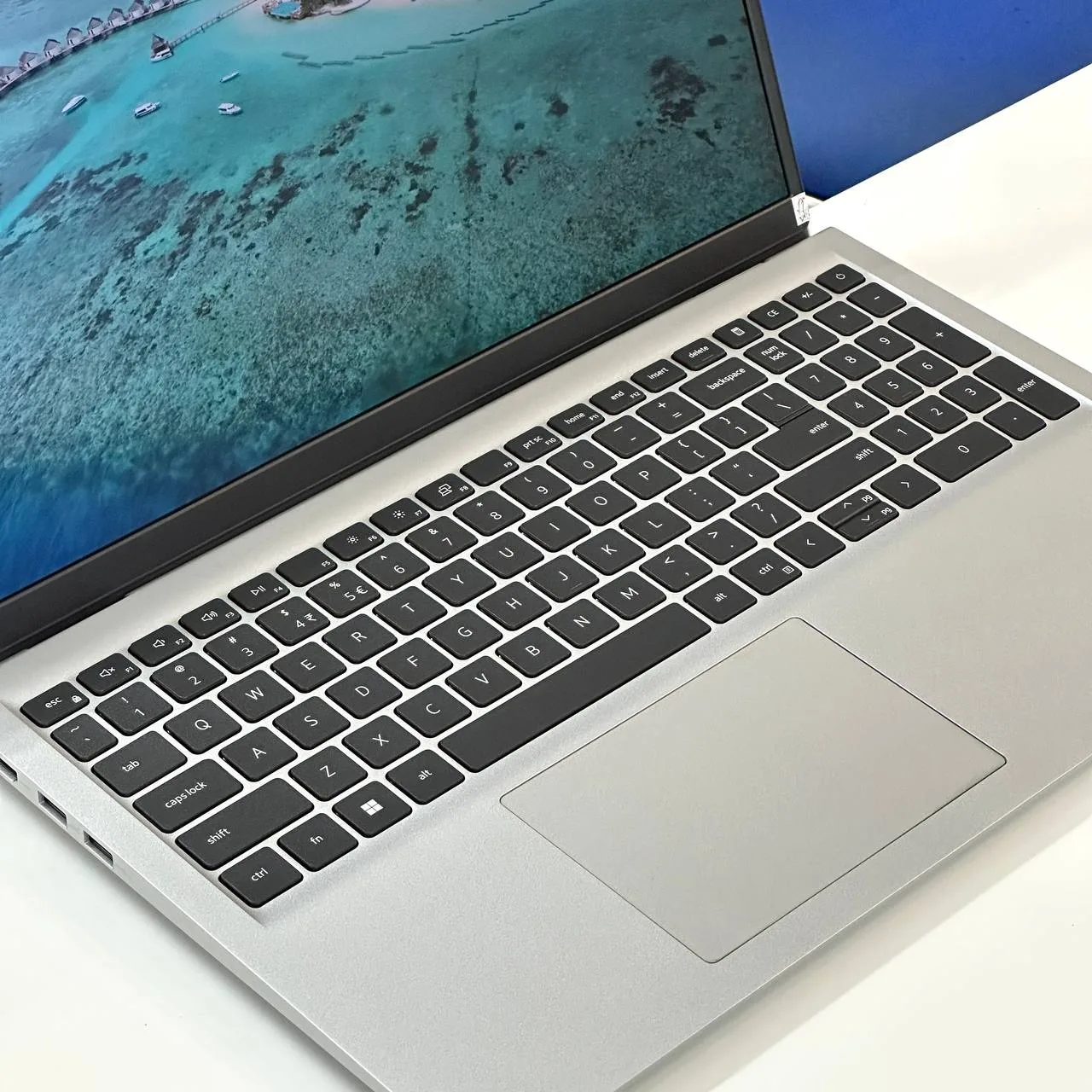 Laptop Laptop Dell Inspiron 15 3511 I5-11XXX, RAM 16GB, SSD 512GB, FHD